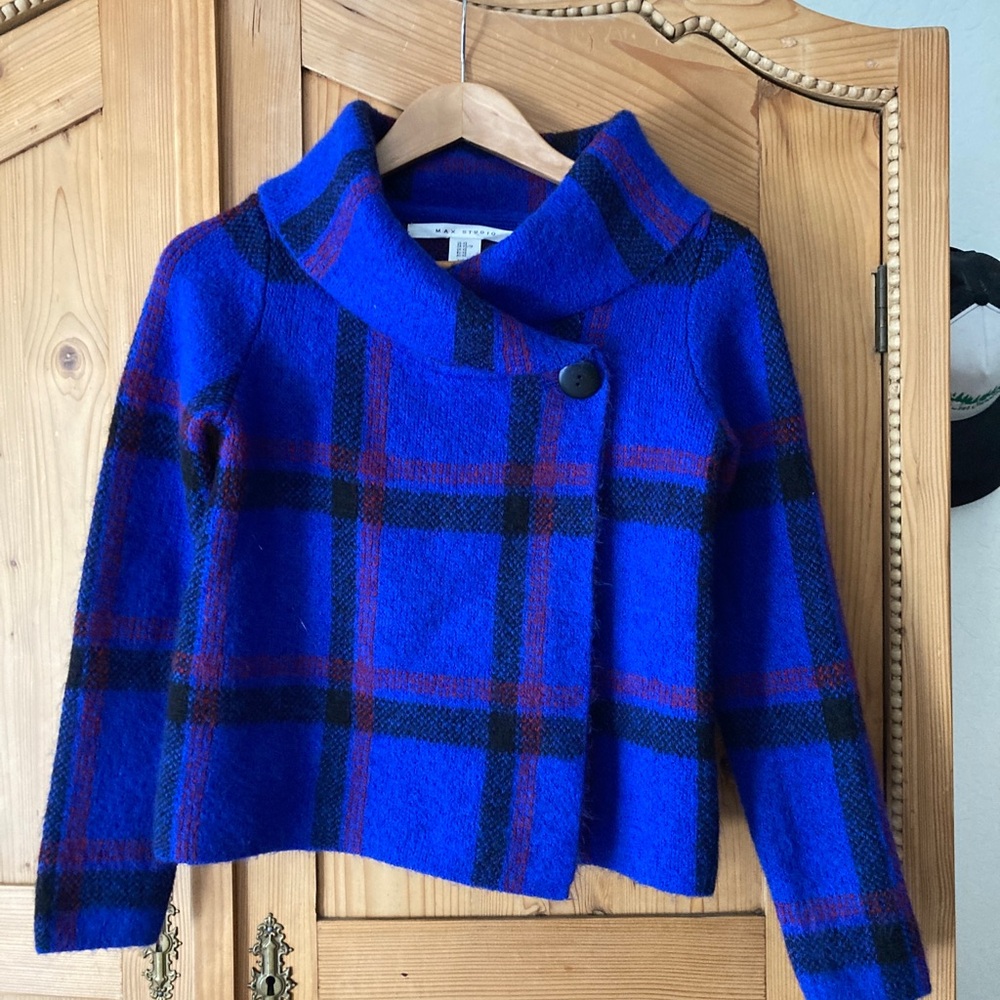 Max Studio Cropped Sweater Coat